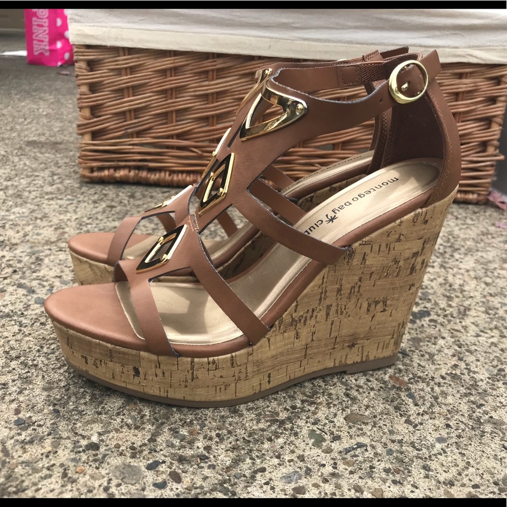 brand new wedges